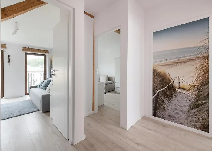 Apartmán Spacious 3city With Four Bedrooms And Desk In By Renters *